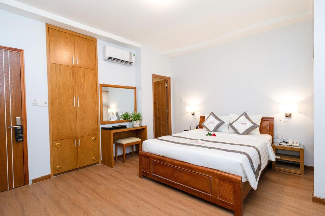 Khách sạn Reddoorz Yen Nam Hoang Van Thu TP. Hồ Chí Minh